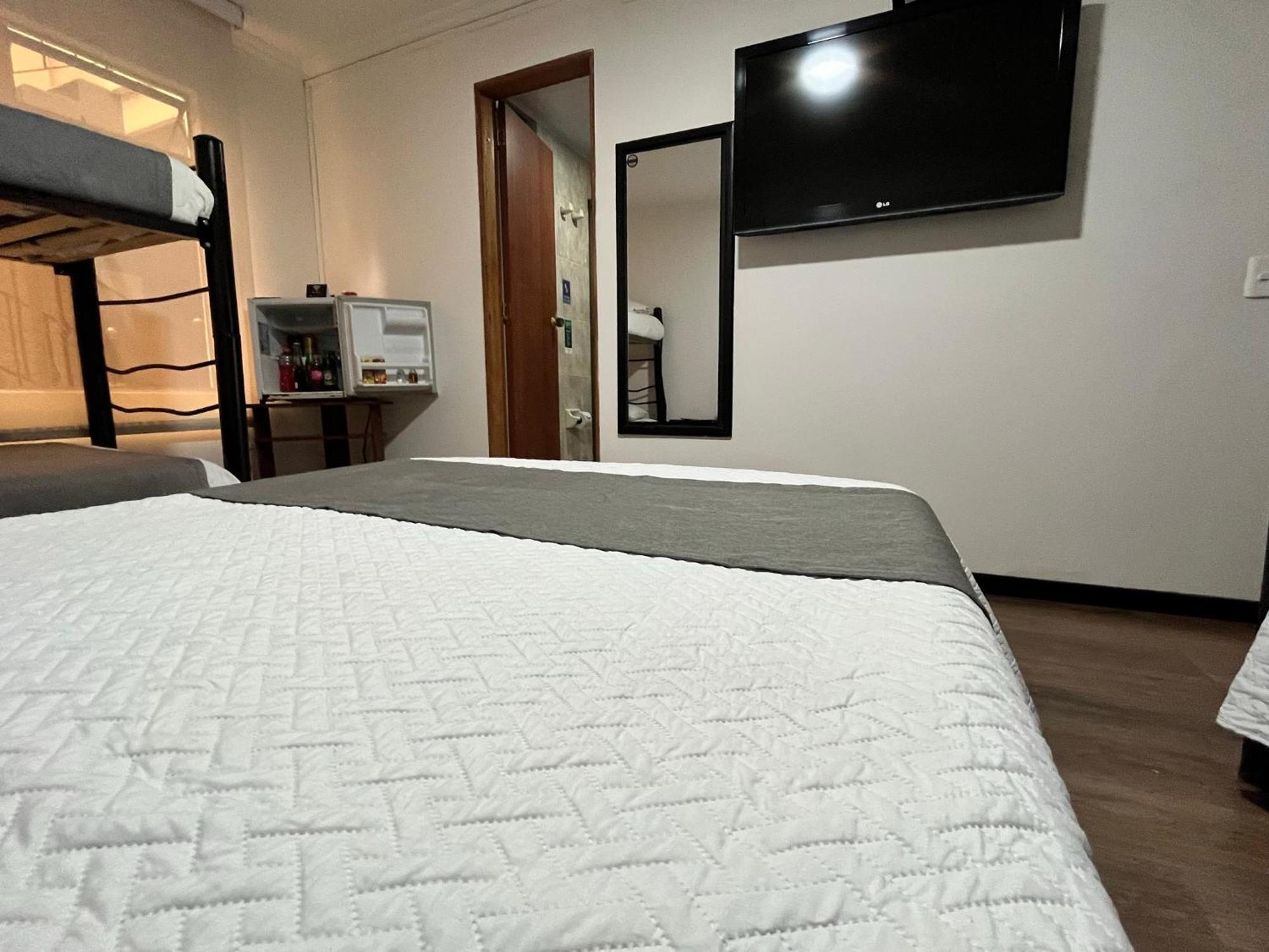 Titas House Bogota Hotel Екстериор снимка