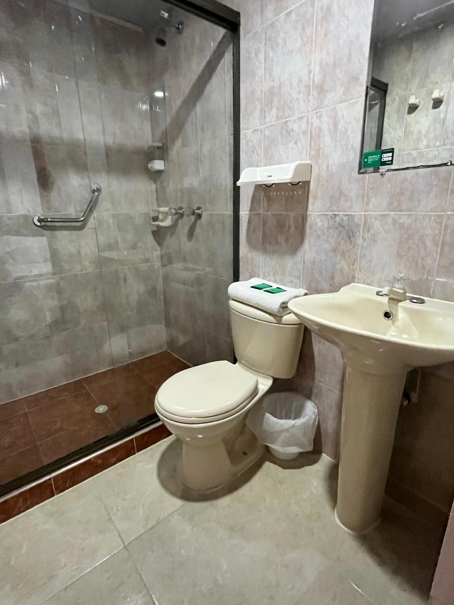 Titas House Bogota Hotel Екстериор снимка