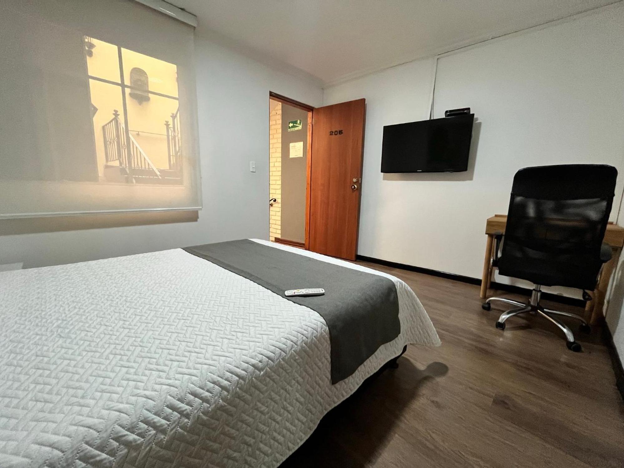 Titas House Bogota Hotel Екстериор снимка