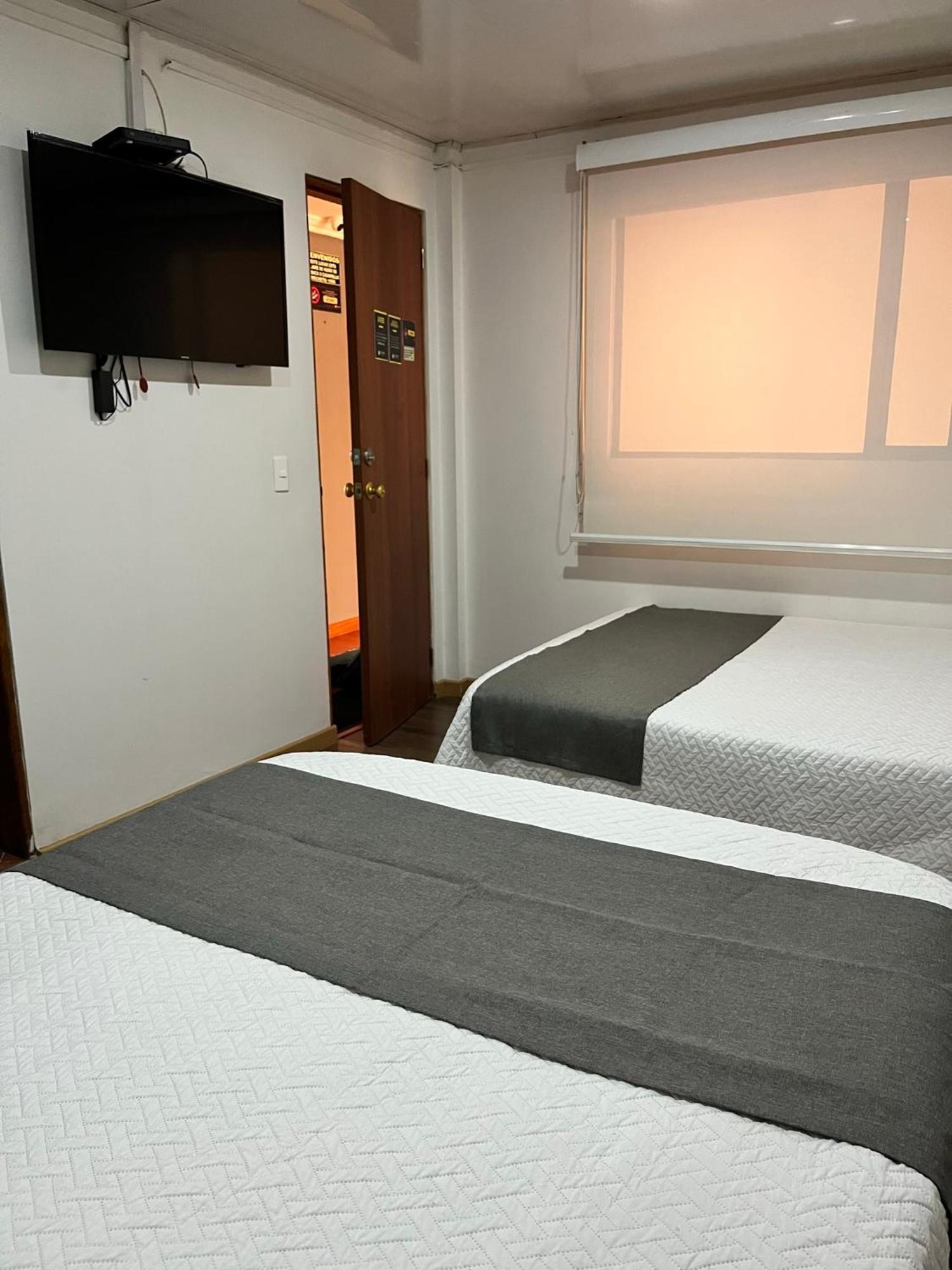 Titas House Bogota Hotel Екстериор снимка