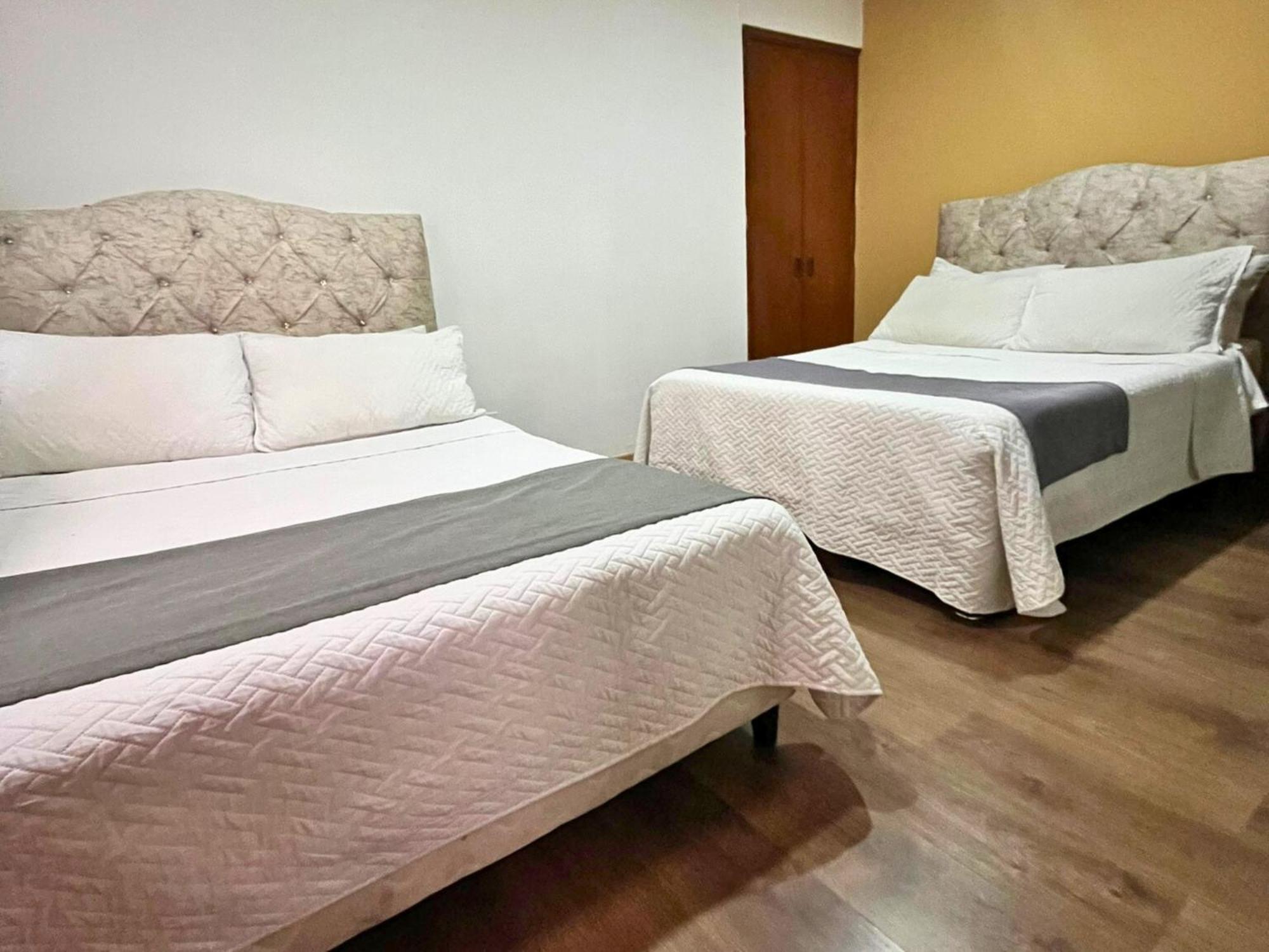 Titas House Bogota Hotel Екстериор снимка
